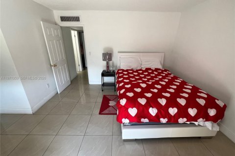 Купить кондоминиум в Майами, Флорида 3 спальни, 149.57м2, № 2034093 - фото 12