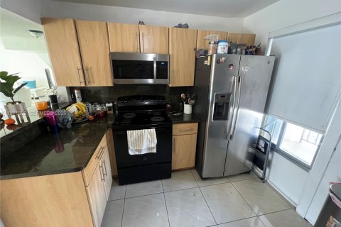 Купить кондоминиум в Майами, Флорида 3 спальни, 149.57м2, № 2034093 - фото 25