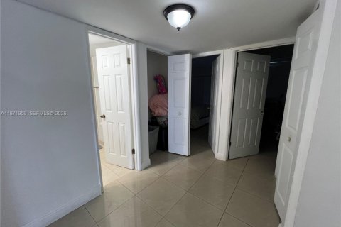 Купить кондоминиум в Майами, Флорида 3 спальни, 149.57м2, № 2034093 - фото 18