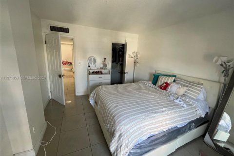 Купить кондоминиум в Майами, Флорида 3 спальни, 149.57м2, № 2034093 - фото 19