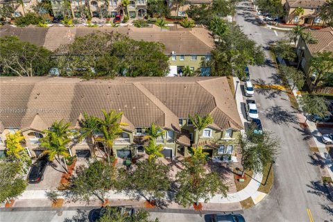 Купить таунхаус в Хомстед, Флорида 3 спальни, 160.91м2, № 2040395 - фото 23