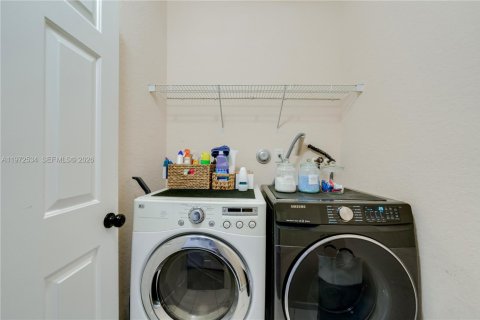 Купить таунхаус в Хомстед, Флорида 3 спальни, 160.91м2, № 2040395 - фото 18