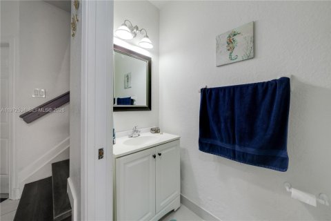 Купить таунхаус в Хомстед, Флорида 3 спальни, 160.91м2, № 2040395 - фото 15