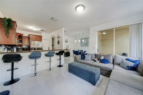 Купить таунхаус в Хомстед, Флорида 3 спальни, 160.91м2, № 2040395 - фото 11