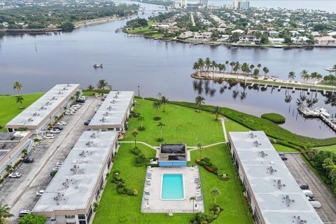 Copropriété à vendre à Jupiter, Floride: 2 chambres, 98.76 m2 № 2415779 - photo 24