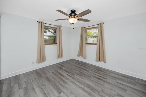 Casa en venta en Pinellas Park, Florida, 3 dormitorios, 104.52 m2 № 1884804 - foto 22