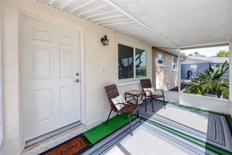 Casa en venta en Pinellas Park, Florida, 3 dormitorios, 104.52 m2 № 1884804 - foto 8