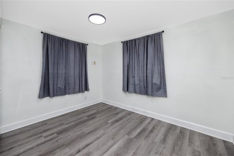 Casa en venta en Pinellas Park, Florida, 3 dormitorios, 104.52 m2 № 1884804 - foto 26