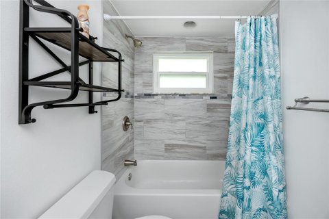 Casa en venta en Pinellas Park, Florida, 3 dormitorios, 104.52 m2 № 1884804 - foto 25