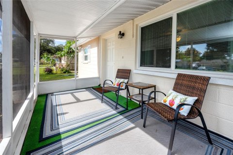 Casa en venta en Pinellas Park, Florida, 3 dormitorios, 104.52 m2 № 1884804 - foto 10