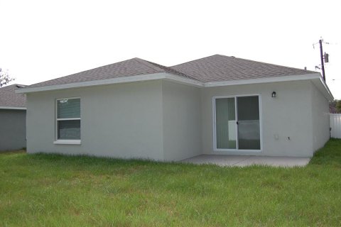 House in Lakeland, Florida 3 bedrooms, 122.82 sq.m. № 1906953 - photo 2