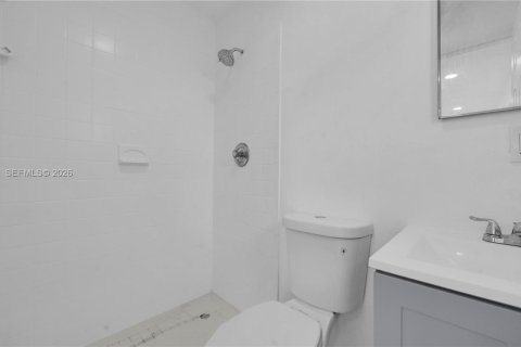 Casa en alquiler en Dania Beach, Florida, 3 dormitorios, 98.01 m2 № 2054772 - foto 22