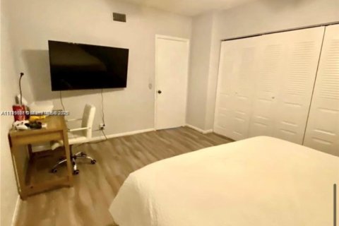 Condo in Davie, Florida, 2 bedrooms  № 1850750 - photo 6