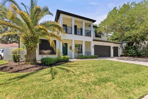 Villa ou maison à vendre à Tampa, Floride: 5 chambres, 349.22 m2 № 2142588 - photo 2