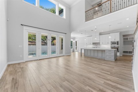 Villa ou maison à vendre à Tampa, Floride: 5 chambres, 349.22 m2 № 2142588 - photo 5