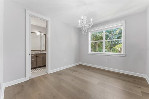 Villa ou maison à vendre à Tampa, Floride: 5 chambres, 349.22 m2 № 2142588 - photo 26
