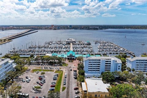 Villa ou maison à vendre à Palmetto, Floride: 3 chambres, 144.46 m2 № 1557173 - photo 13