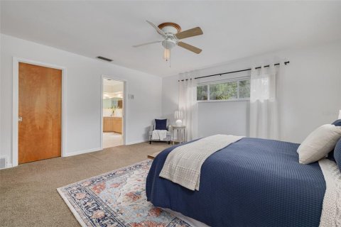House in Clearwater, Florida 4 bedrooms, 245.73 sq.m. № 1904785 - photo 20