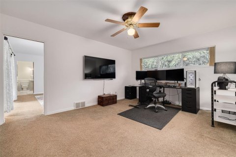 House in Clearwater, Florida 4 bedrooms, 245.73 sq.m. № 1904785 - photo 23