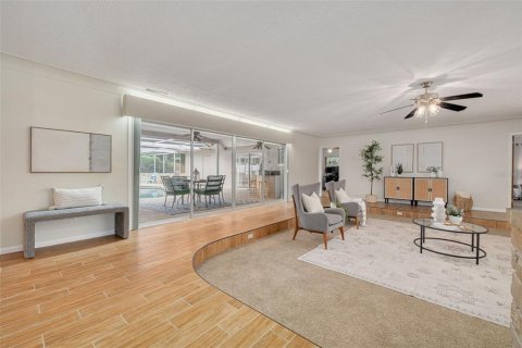 House in Clearwater, Florida 4 bedrooms, 245.73 sq.m. № 1904785 - photo 5