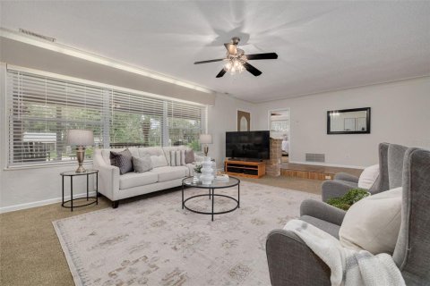 House in Clearwater, Florida 4 bedrooms, 245.73 sq.m. № 1904785 - photo 7