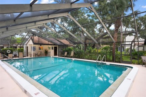 Villa ou maison à vendre à Sarasota, Floride: 2 chambres, 118.54 m2 № 1879785 - photo 25