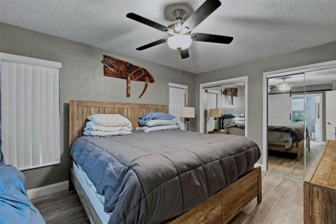 House in Spring Hill, Florida 2 bedrooms, 115.01 sq.m. № 2226282 - photo 26