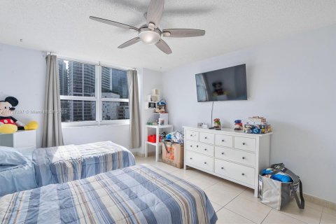 Copropriété à vendre à Miami, Floride: 2 chambres, 105.91 m2 № 1477494 - photo 15