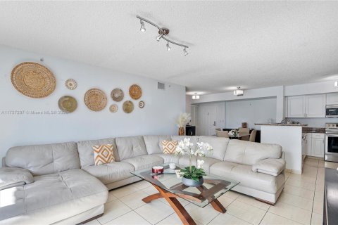 Copropriété à vendre à Miami, Floride: 2 chambres, 105.91 m2 № 1477494 - photo 3
