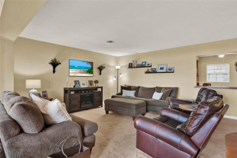 Casa en venta en Winter Haven, Florida, 3 dormitorios, 163.14 m2 № 1560795 - foto 16