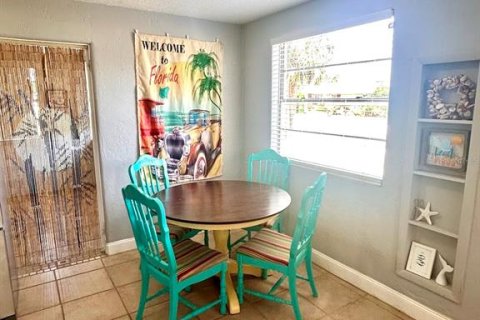 House in Ormond Beach, Florida 2 bedrooms, 67.63 sq.m. № 1858212 - photo 6