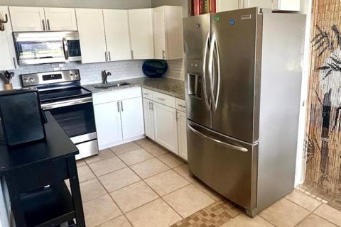 House in Ormond Beach, Florida 2 bedrooms, 67.63 sq.m. № 1858212 - photo 8