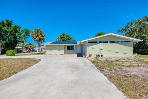 Casa en venta en Venice, Florida, 2 dormitorios, 127.28 m2 № 1639669 - foto 2