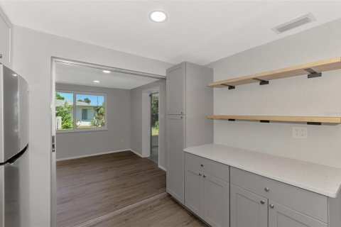 Villa ou maison à vendre à Venice, Floride: 2 chambres, 127.28 m2 № 1639669 - photo 13