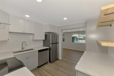 Casa en venta en Venice, Florida, 2 dormitorios, 127.28 m2 № 1639669 - foto 11