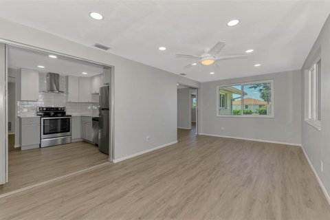 Casa en venta en Venice, Florida, 2 dormitorios, 127.28 m2 № 1639669 - foto 14