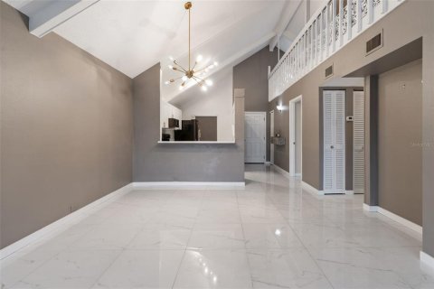 Touwnhouse à vendre à Tampa, Floride: 2 chambres, 131.64 m2 № 1747608 - photo 6