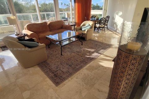 Condominio en alquiler en Hollywood, Florida, 3 dormitorios, 193.05 m2 № 2030963 - foto 7