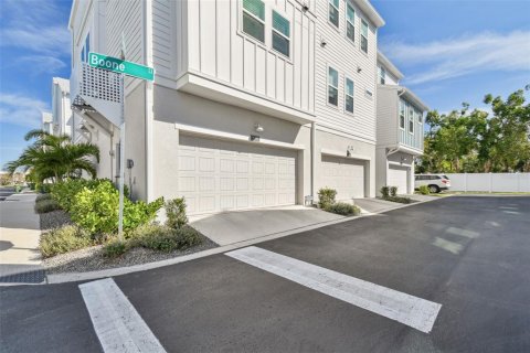 Adosado en venta en Sarasota, Florida, 3 dormitorios, 192.31 m2 № 1789379 - foto 3