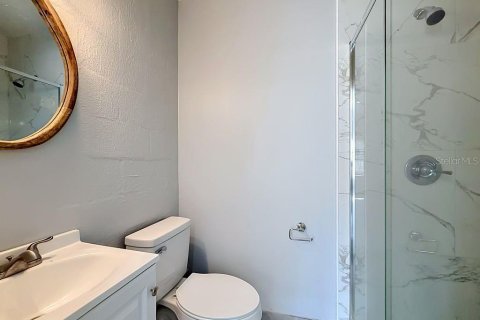 House in Orlando, Florida 2 bedrooms, 107.58 sq.m. № 2122025 - photo 28