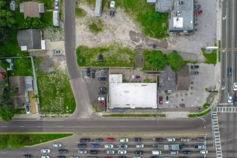 Commercial property in Tampa, Florida № 1562869 - photo 12