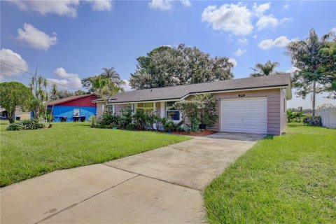 House in Orlando, Florida 3 bedrooms, 95.88 sq.m. № 2306745 - photo 3