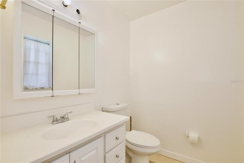 House in Orlando, Florida 3 bedrooms, 95.88 sq.m. № 2306745 - photo 16