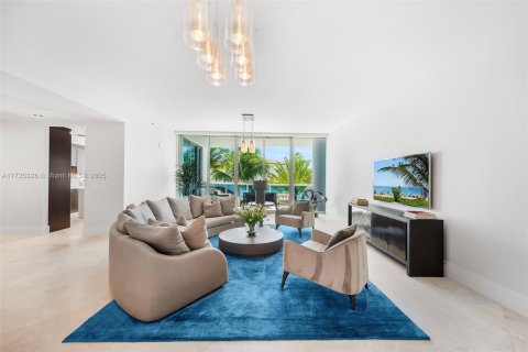 Copropriété à louer à Miami Beach, Floride: 5 chambres, 384.15 m2 № 1729361 - photo 7