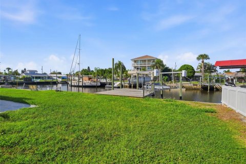 House in Hudson, Florida 2 bedrooms, 80.27 sq.m. № 2421599 - photo 28