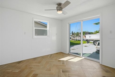 House in Hudson, Florida 2 bedrooms, 80.27 sq.m. № 2421599 - photo 22