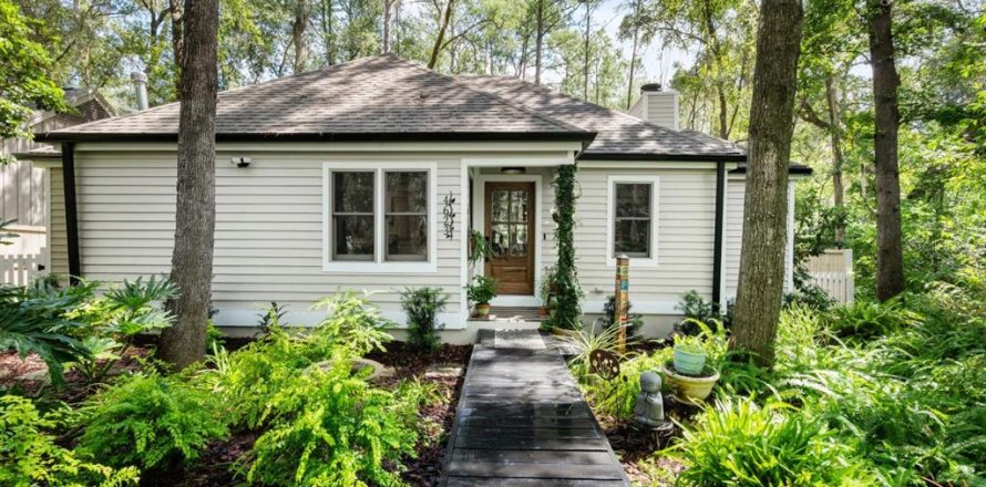 Villa ou maison à Gainesville, Floride 3 chambres, 118.82 m2 № 2419270