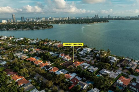 Terreno en venta en Miami Beach, Florida № 1781482 - foto 12