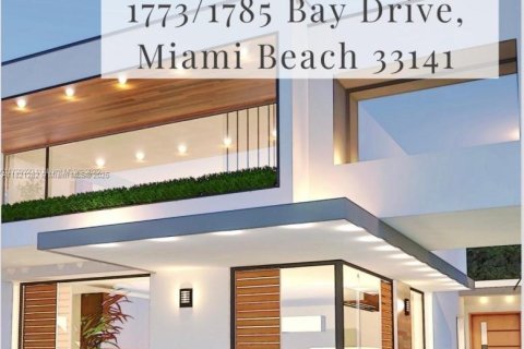Terreno en venta en Miami Beach, Florida № 1781482 - foto 1