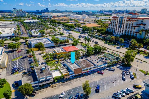 Immobilier commercial à vendre à Fort Lauderdale, Floride № 2082262 - photo 6
